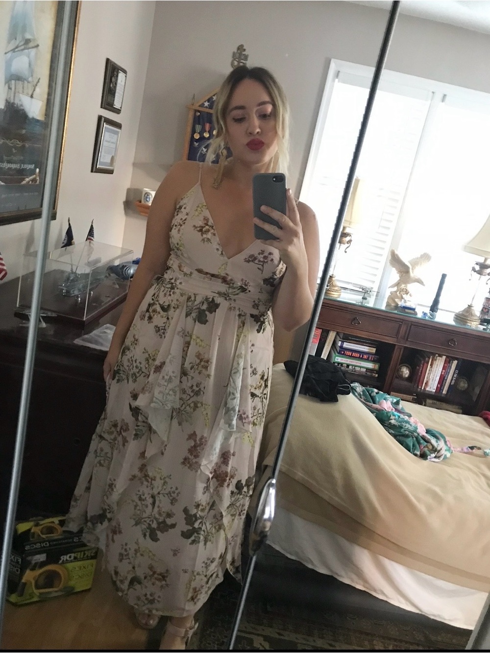 ASOS Floral Beige-Pink Sleeveless V-Neck Maxi Dress